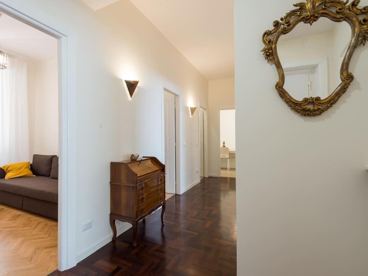 Bibis Vatican House